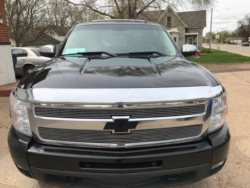 Used 2011 Chevrolet Silverado 1500 LTZ image 3