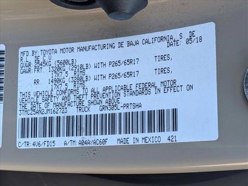 Used 2018 Toyota Tacoma TRD Sport image 24