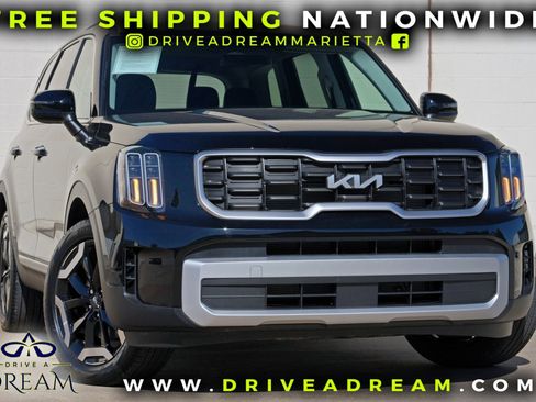 Used 2025 Kia Telluride S image 2