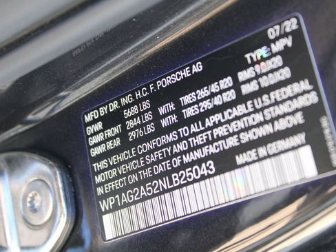 Used 2022 Porsche Macan S image 30