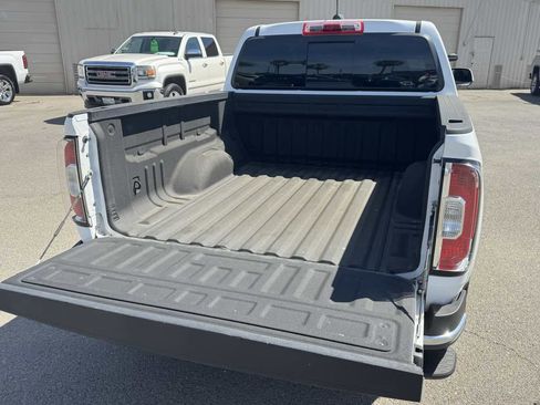 Used 2016 GMC Canyon SLE w/ SLE Convenience Package image 10