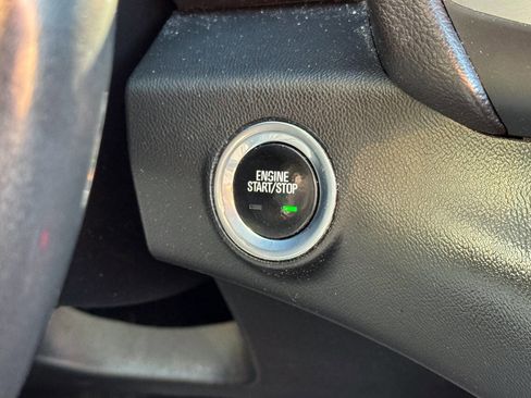 Used 2019 GMC Terrain SLE w/ Driver Convenience Package image 30