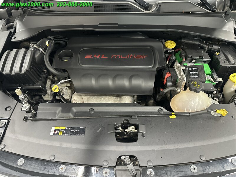 Used 2018 Jeep Compass Sport AWD/4WD image 12