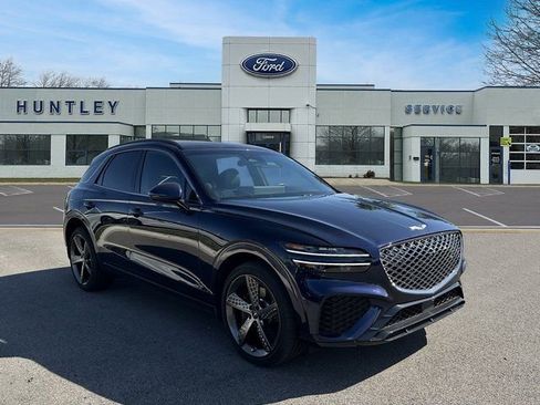 Used 2024 Genesis GV70 2.5T w/ Sport Prestige Package image 4