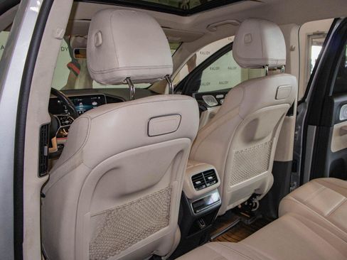 Used 2020 Mercedes-Benz GLS 450 4MATIC image 10
