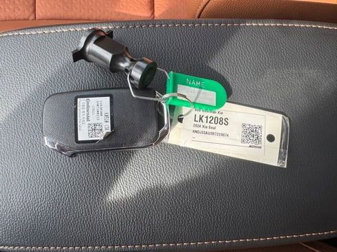 Used 2024 Kia Soul EX w/ Option Group 015 FWD image 21