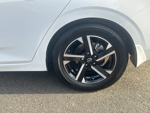 New 2025 Nissan Sentra SV image 19