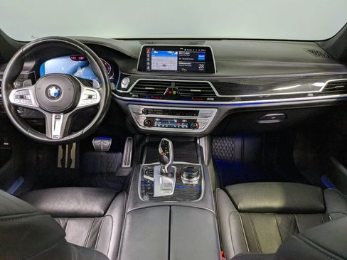 Used 2022 BMW 750i xDrive w/ Executive Package AWD/4WD image 29