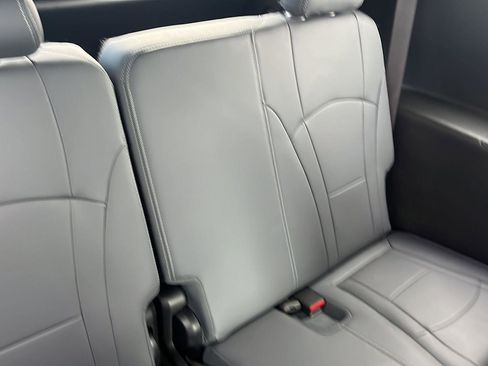 Used 2024 Buick Enclave Essence w/ Experience Buick Package image 30