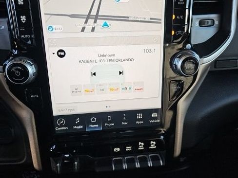 Used 2024 RAM 2500 Laramie image 29