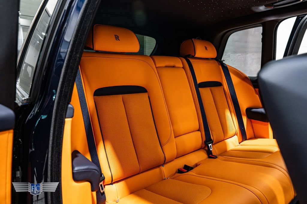 Used 2023 Rolls-Royce Cullinan w/ Cullinan Package AWD/4WD image 28