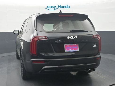 Used 2022 Kia Telluride SX w/ SX Prestige Package image 6
