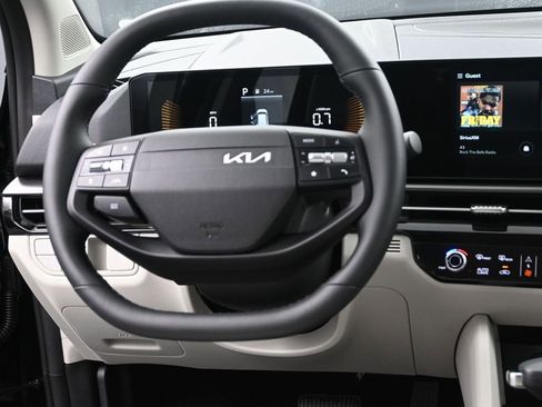 Certified 2026 Kia Sportage EX image 32