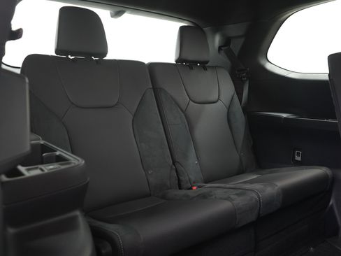 Used 2025 Lexus TX 350 AWD image 13