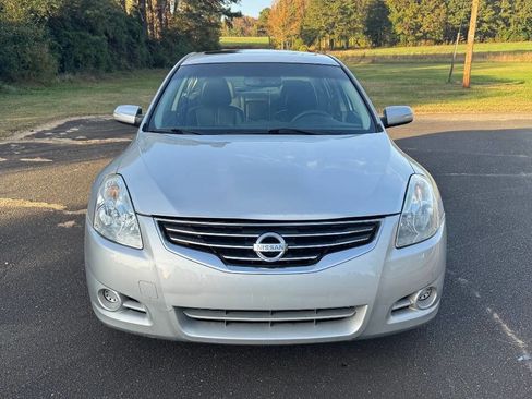 Used 2011 Nissan Altima 2.5 SL w/ 2.5SL Pkg image 3