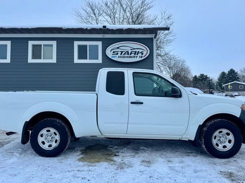 Used 2016 Nissan Frontier S image 1