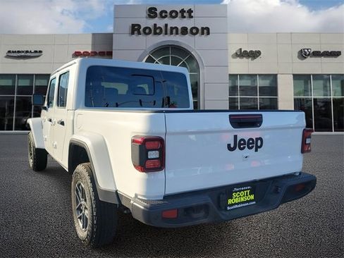 New 2026 Jeep Gladiator Sport image 3