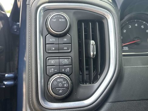 Used 2022 Chevrolet Silverado 1500 LT Trail Boss w/ Safety Package AWD/4WD image 18