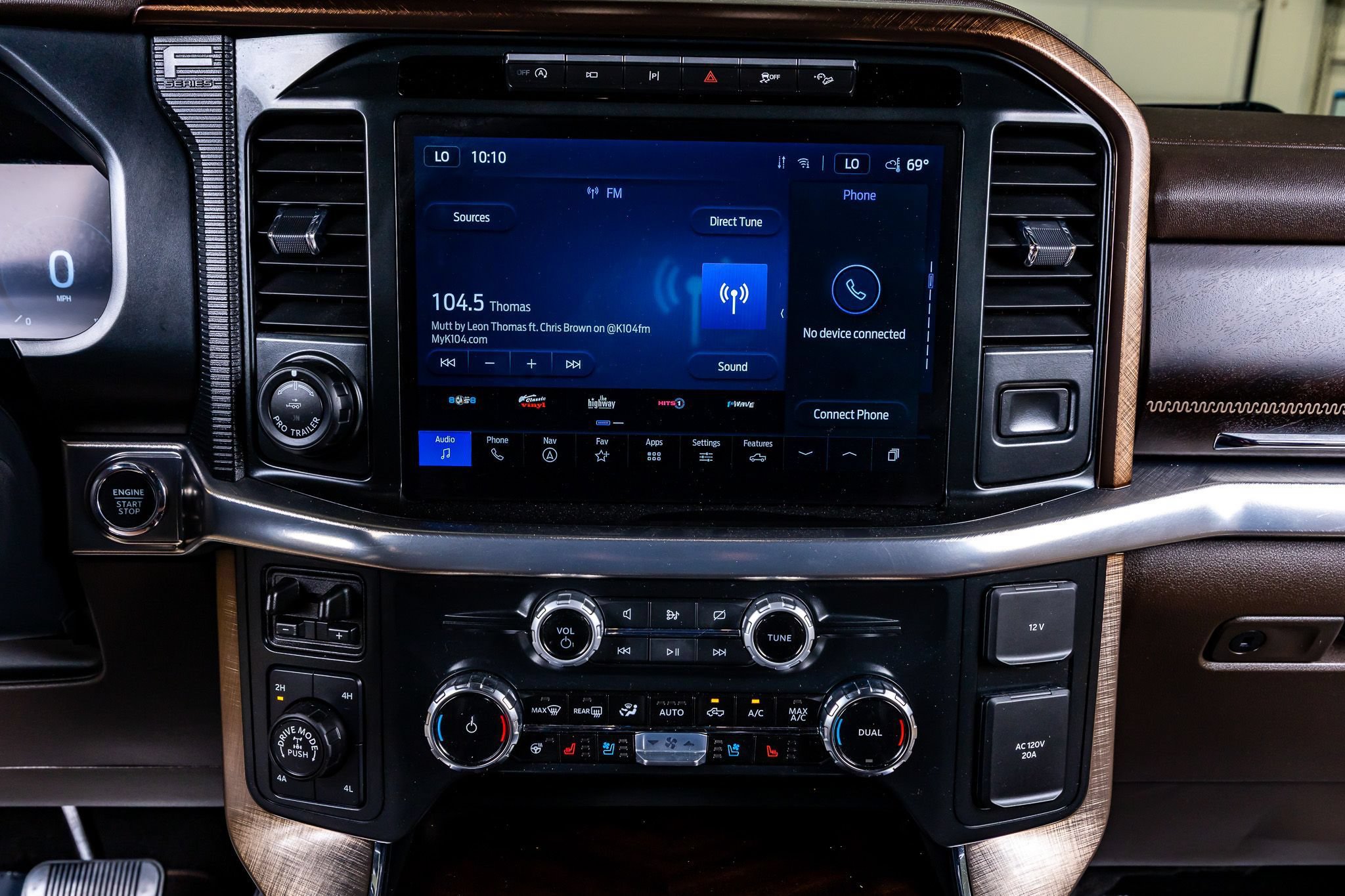 Used 2024 Ford F150 King Ranch w/ FX4 Off-Road Package AWD/4WD image 25