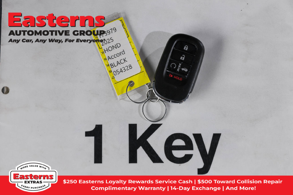 Used 2025 Honda Accord SE image 10