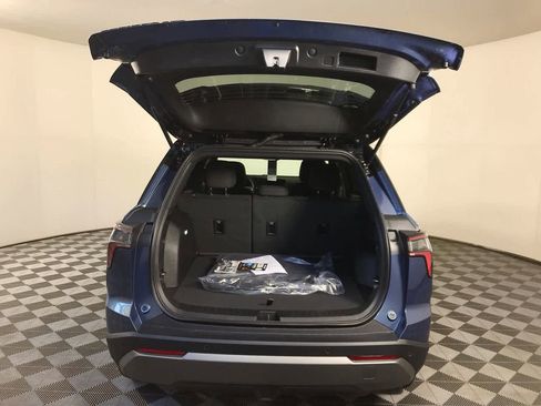 New 2026 Chevrolet Equinox LT w/ Midnight Edition image 14