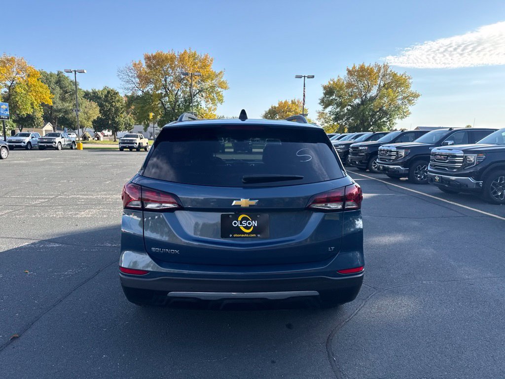 Used 2024 Chevrolet Equinox LT FWD image 6