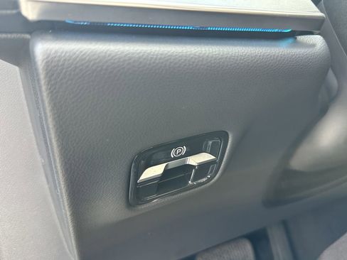 Certified 2025 Mercedes-Benz E 350 Sedan image 36