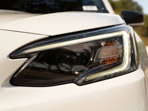 Used 2020 Subaru Outback image 11