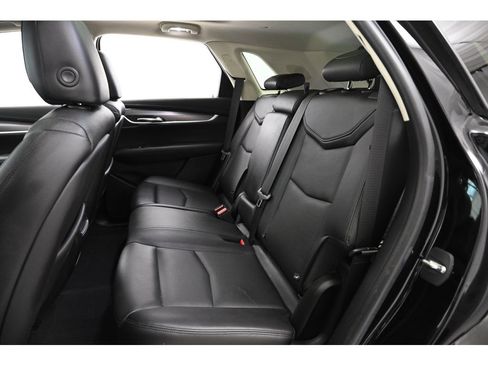 Used 2019 Cadillac XT5 Luxury image 21