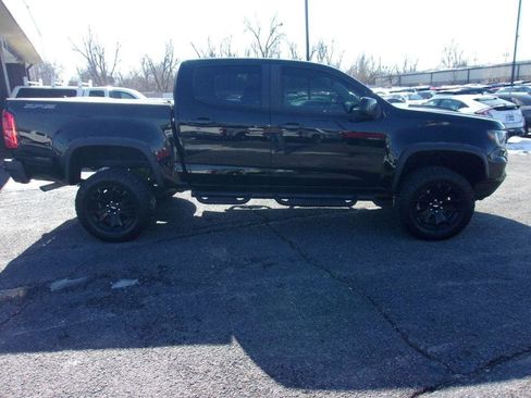 Used 2021 Chevrolet Colorado ZR2 w/ ZR2 Midnight Special Edition AWD/4WD image 4