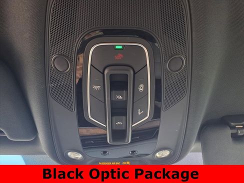 Used 2024 Audi Q8 e-tron Premium Plus w/ Premium Plus Package image 28