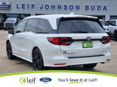 Used 2023 Honda Odyssey Sport image 4