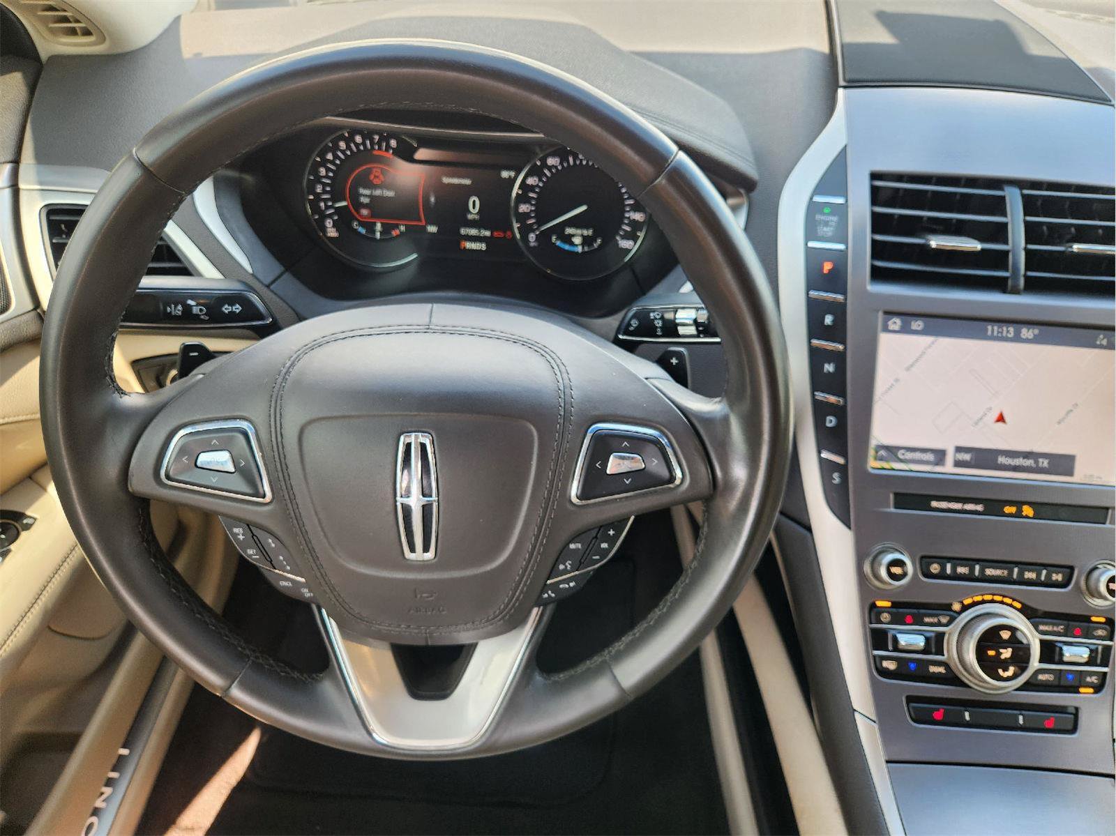 Used 2020 Lincoln MKZ w/ Convenience Package FWD image 28
