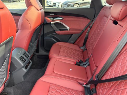 New 2025 Audi SQ5 Premium Plus image 29