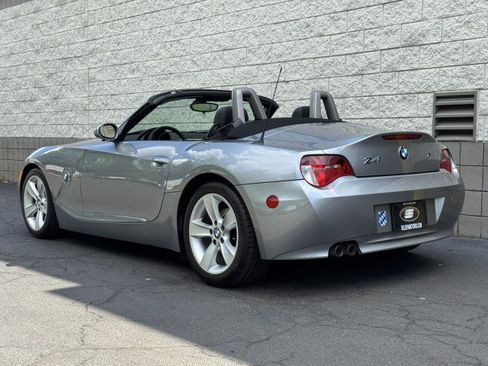Used 2006 BMW Z4 3.0i RWD image 13