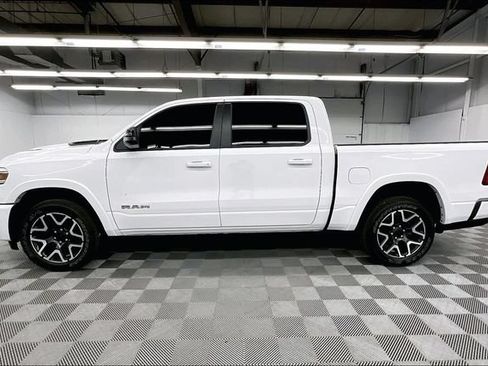 Used 2025 RAM 1500 Laramie w/ Sport Appearance Package AWD/4WD image 14