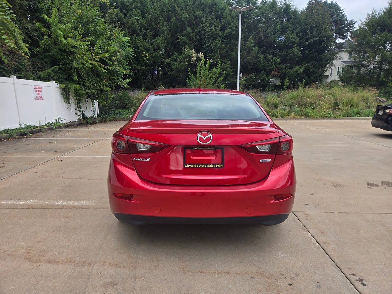 Used 2017 MAZDA MAZDA3 Grand Touring w/ Premium Equipment Package FWD image 8