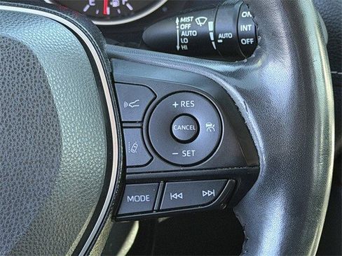 Used 2019 Toyota RAV4 XLE image 15