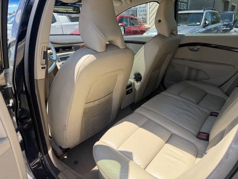 Used 2011 Volvo XC70 T6 AWD/4WD image 25