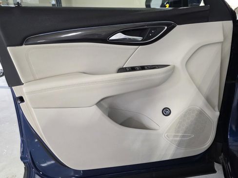 Used 2023 Buick Envision Preferred image 19