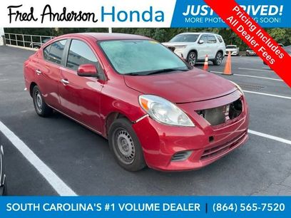 Used 2012 Nissan Versa SV w/ Convenience Pkg
