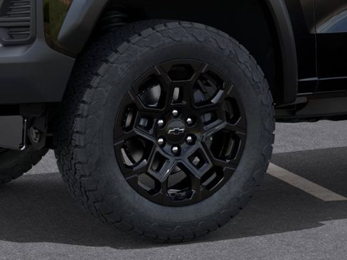 New 2026 Chevrolet Colorado Trail Boss w/ Midnight Edition AWD/4WD image 30