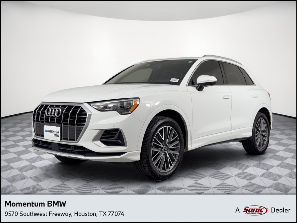 Used 2022 Audi Q3 2.0T Premium w/ Convenience Package AWD/4WD image 1