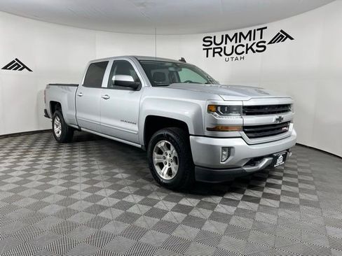 Used 2018 Chevrolet Silverado 1500 LT w/ All Star Edition AWD/4WD image 2