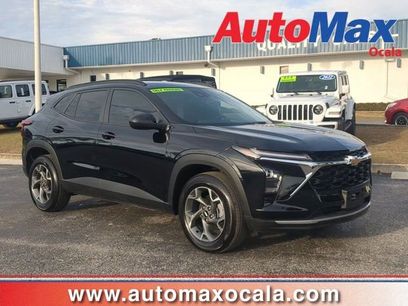 Used 2025 Chevrolet Trax LT w/ Driver Confidence Package