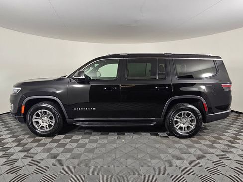 Used 2022 Jeep Wagoneer Series I AWD/4WD image 6