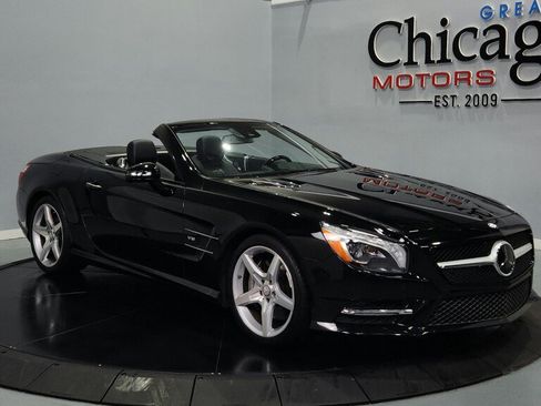 Used 2013 Mercedes-Benz SL 550 image 2