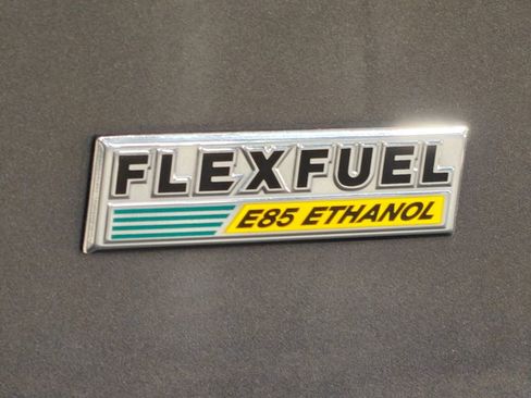 Used 2017 Dodge Grand Caravan SE image 40