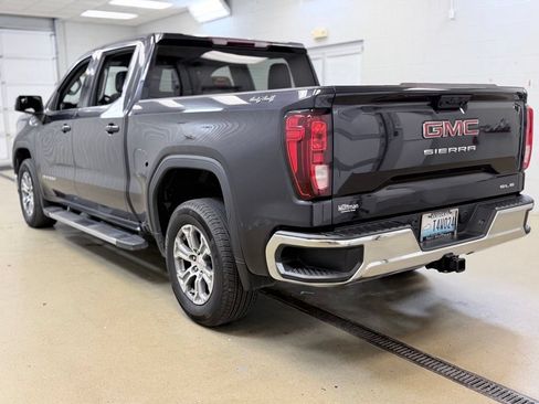 Used 2025 GMC Sierra 1500 SLE AWD/4WD image 8