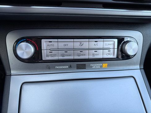 Used 2023 Hyundai Kona SEL image 33